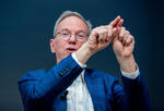 Eric Schmidt talking at MIT Sloan