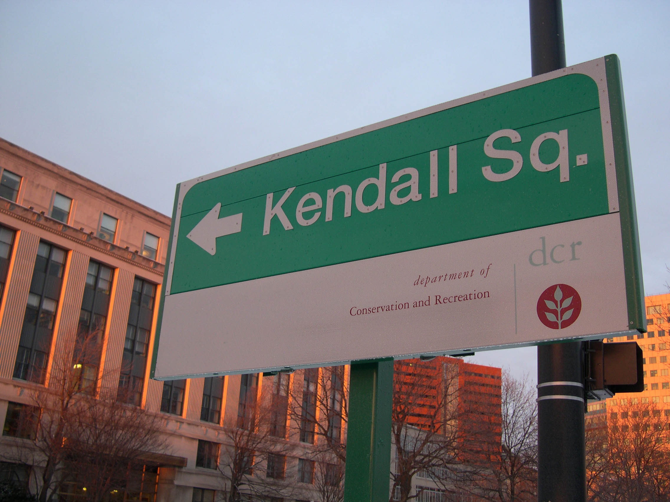 Kendall Square Sign