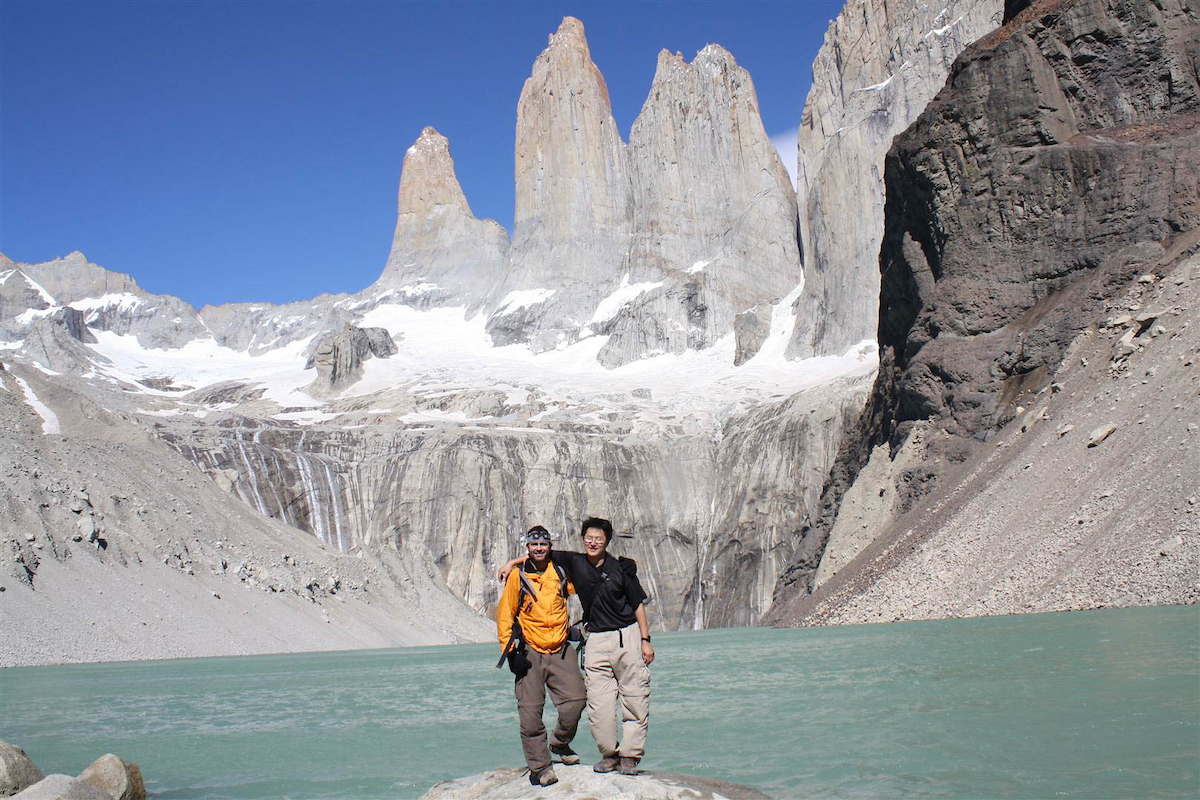 MIT Sloan Students hiking
