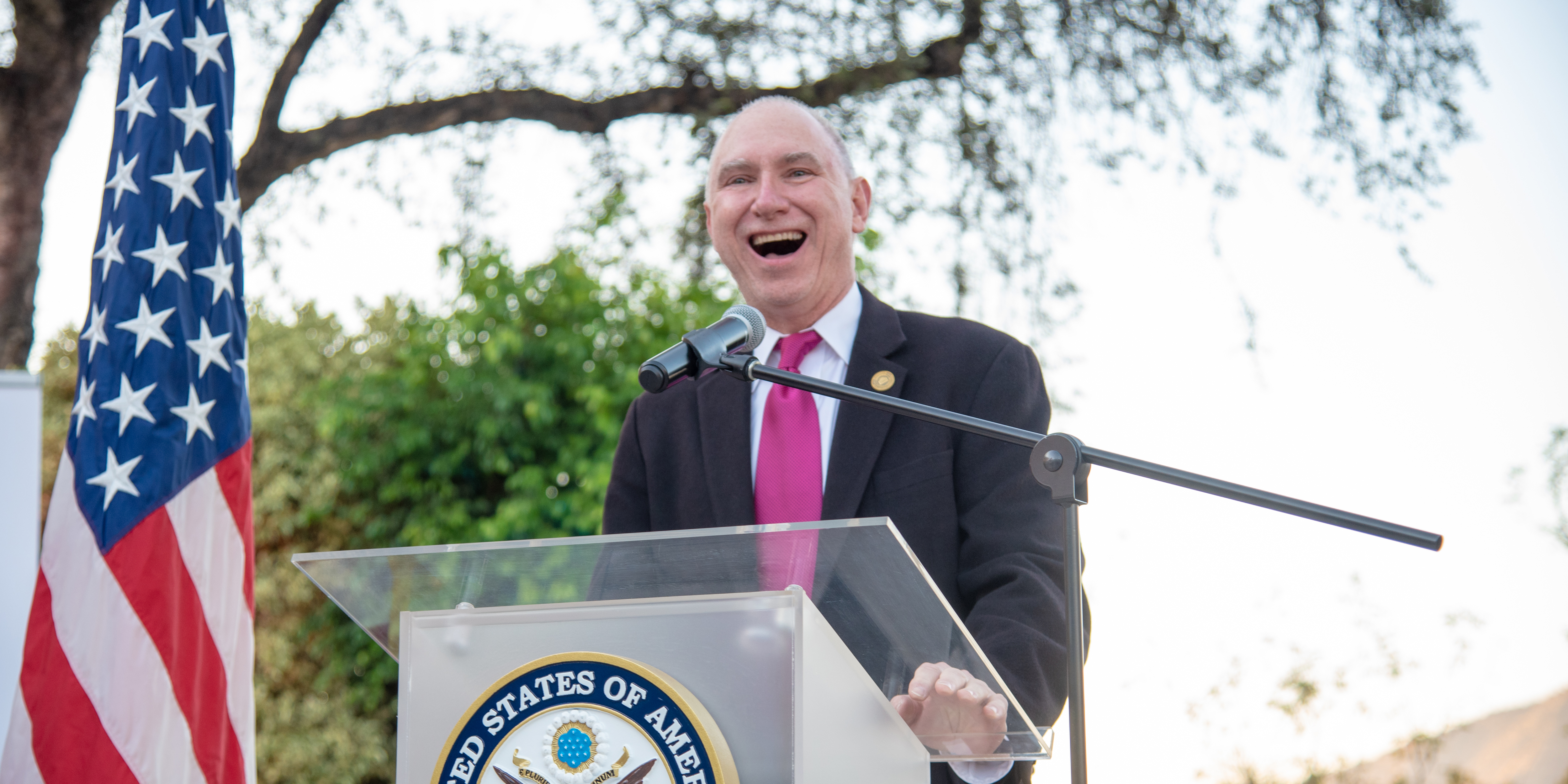 Professor Roberto Rigobon addresses guests