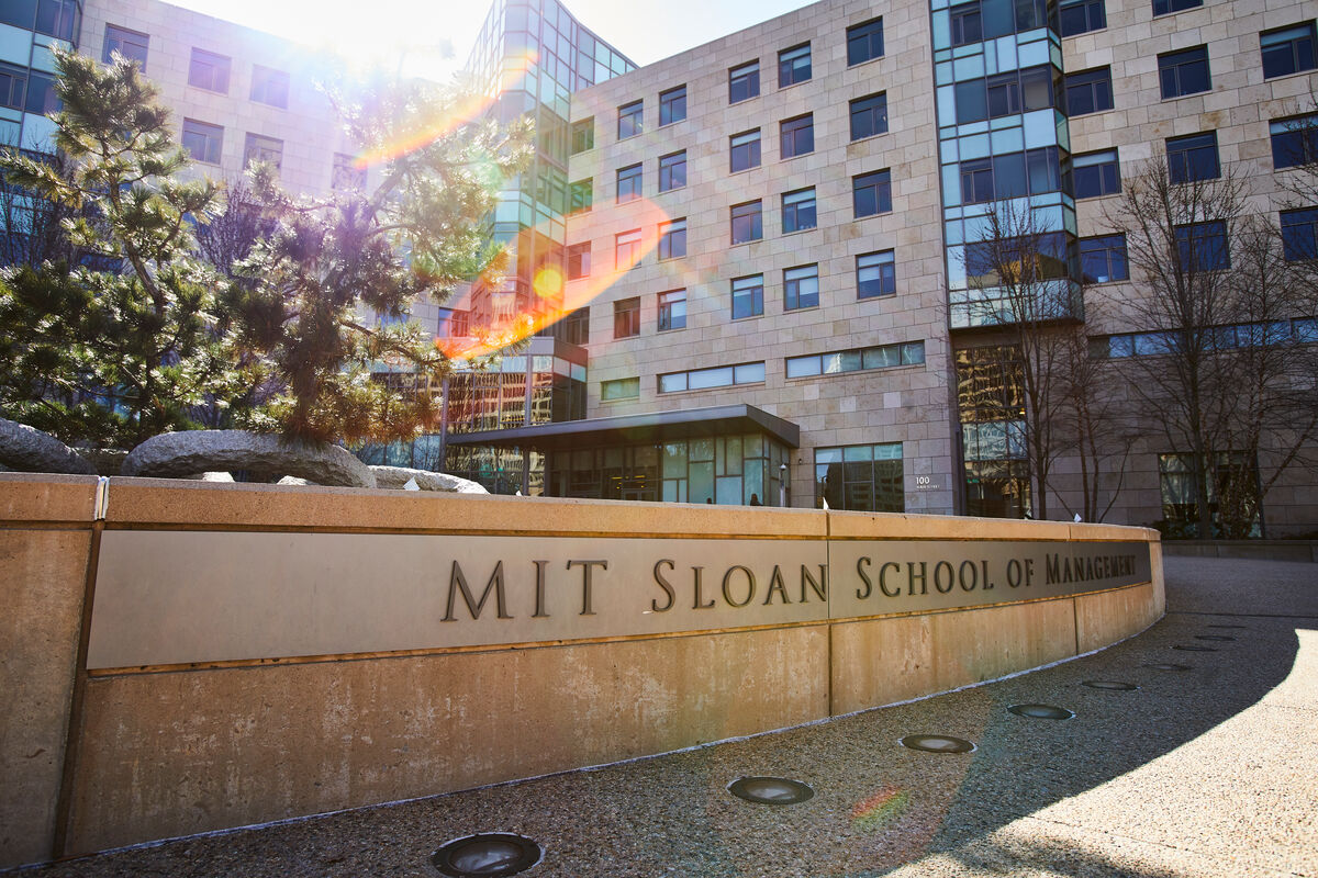 Exterior of MIT Sloan School of Management