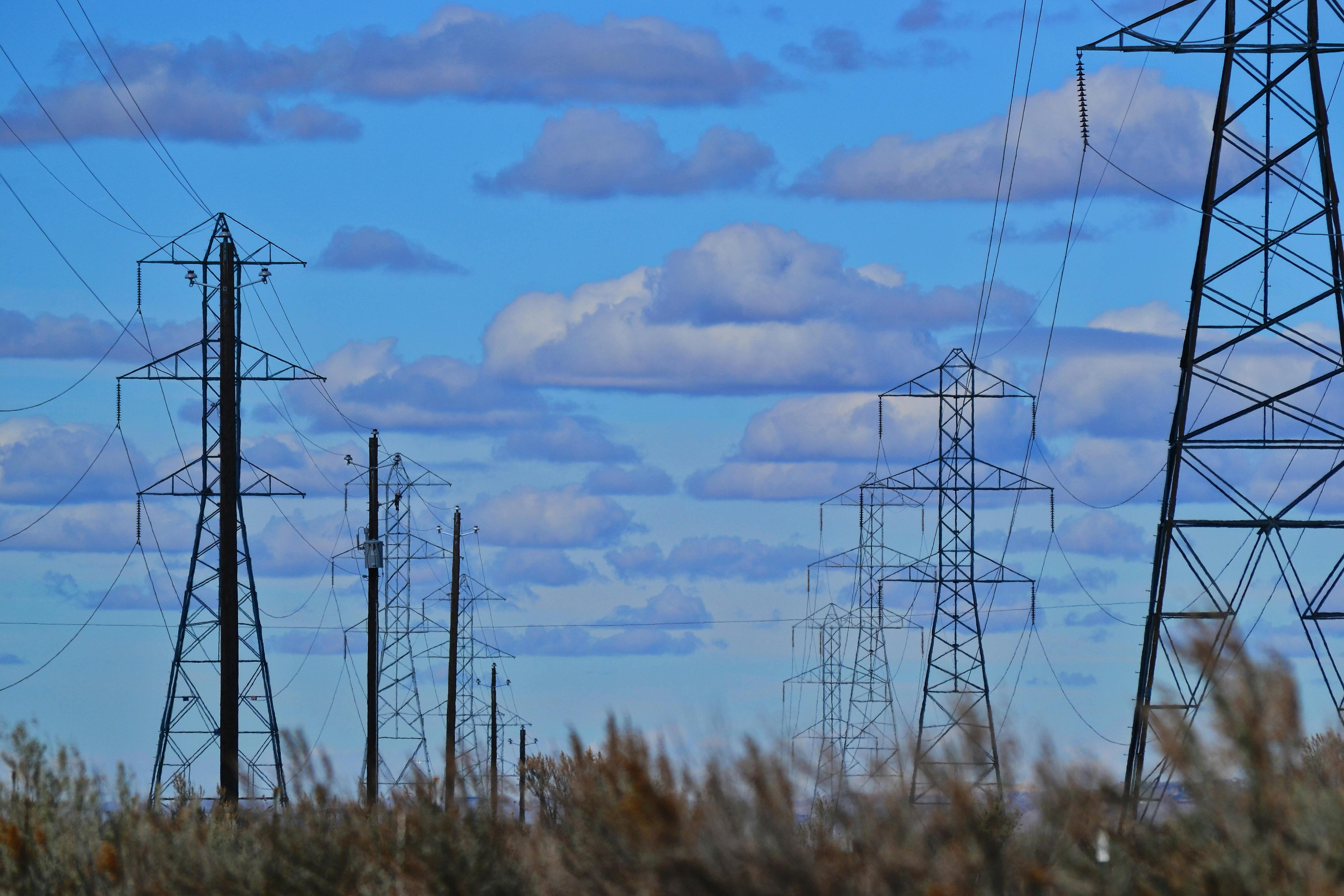 Transmission lines in the daylight with cloud cover