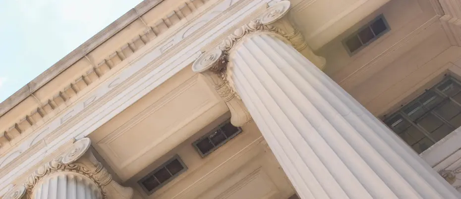 Pillars of the MIT dome.