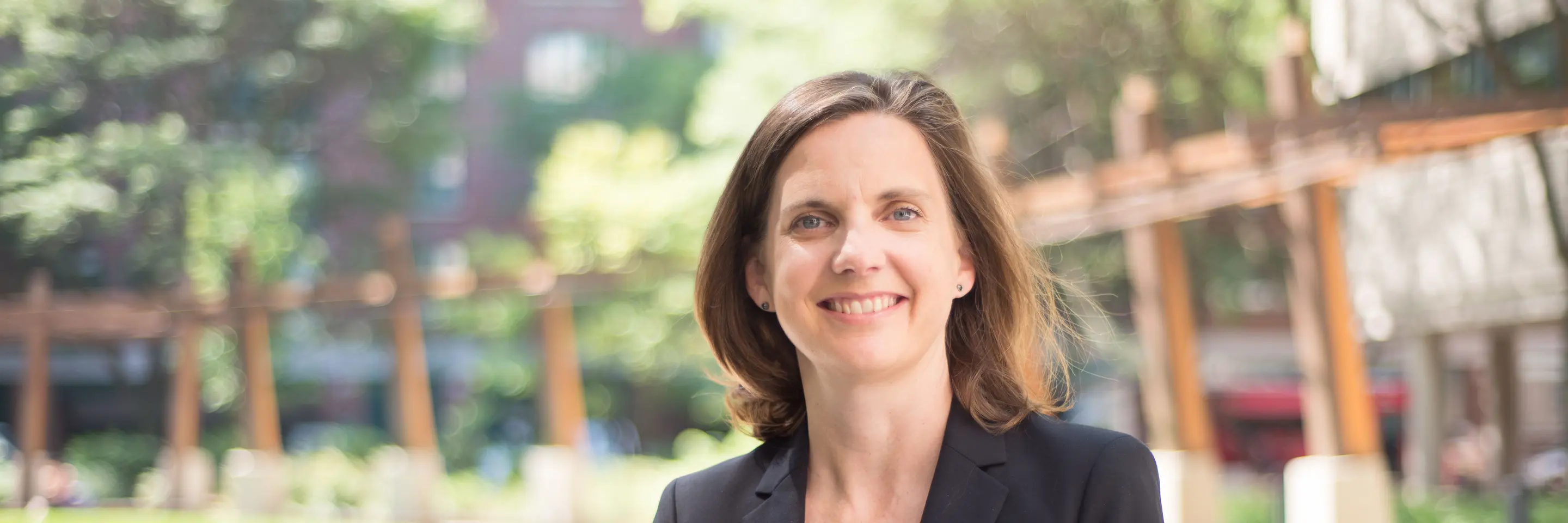 Headshot of Prof. Erin Kelly