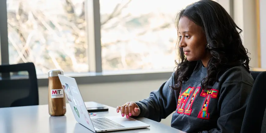 Lili meeting with fellow interns for the summer at Biogen