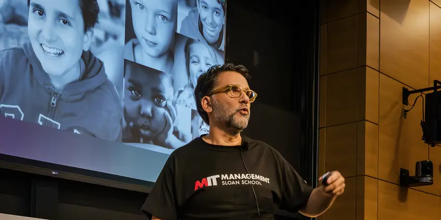 Fernando Goldsztein addresses alumni at MIT Sloan Reunion 2023