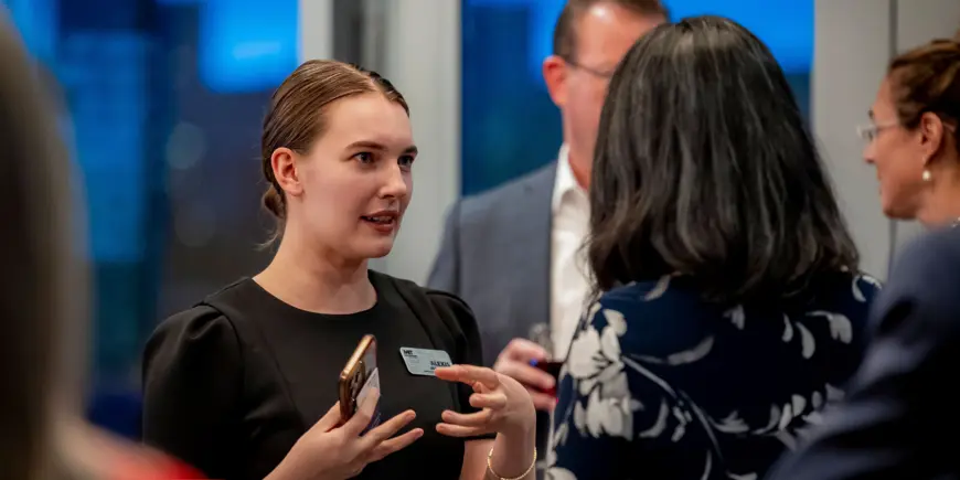 MIT Sloan community members connect at alumni event