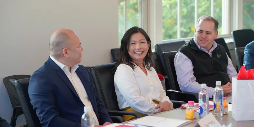 MIT Data Analytics Consortium Board Meeting_Dr.Lien Le