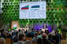 Designing for Impact: Engaging Stakeholders With System Dynamics Models