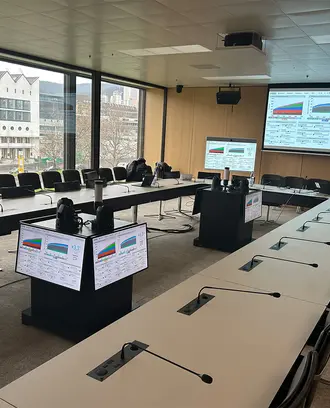 En-ROADS in a boardroom