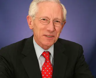 Headshot of Stanley Fischer, awarded the first Miriam Pozen Prize from MIT Sloan.
