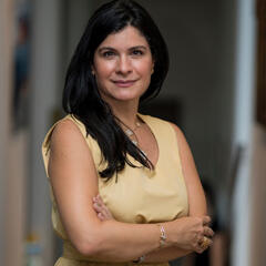 Liliana Castillo Dearth, MBA '96