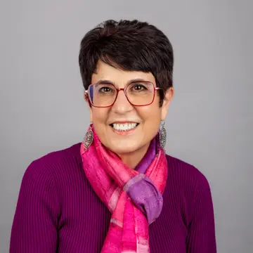 Carla Akalarian