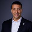 Lee Novy headshot