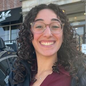 Ruby Eisenbud Headshot