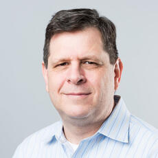 Headshot scott stern