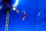 Picture of two trapeze artists